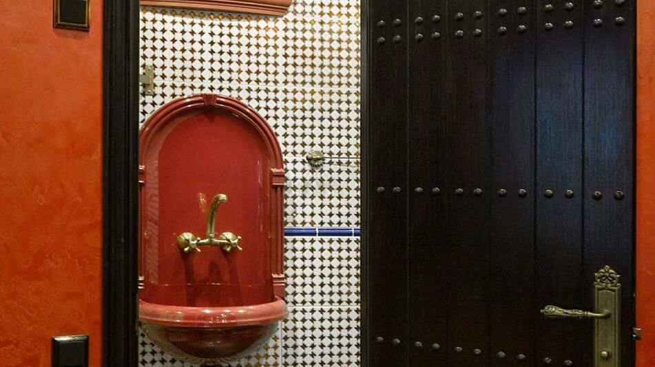 Продается гостиница в Санкт-Петербурге