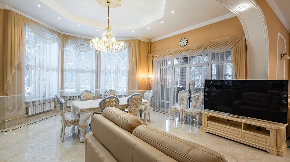 Загородная усадьба в Троицком