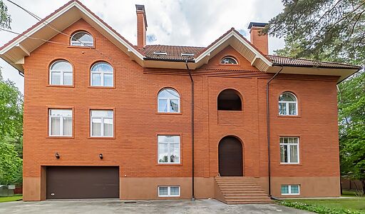 Загородная усадьба в Троицком