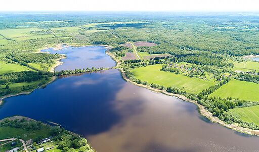 Участок у воды в поселке Нефтино