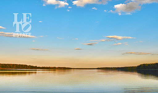 Участок у воды в поселке Нефтино