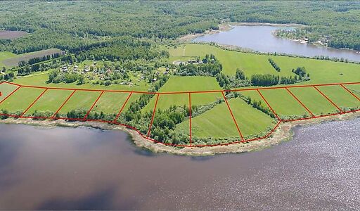 Участок на первой линии в Нефтино