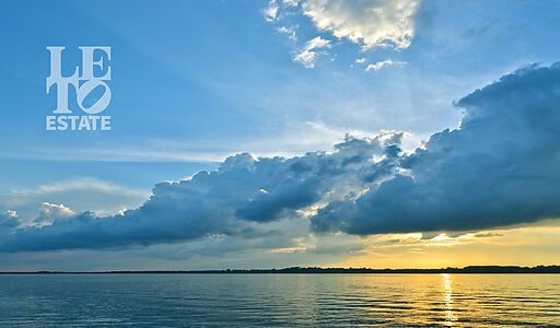 Участок на первой линии в Нефтино