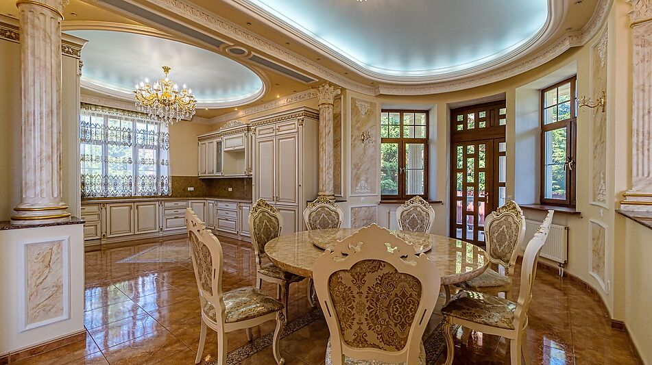 Усадьба в поселке Новосельцево