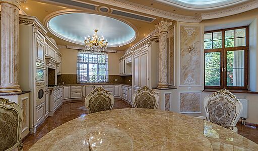 Усадьба в поселке Новосельцево