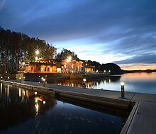 Участок на озере в гольф Пестово