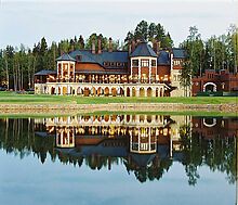 Участок на озере в гольф Пестово