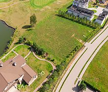 Участок на озере в гольф Пестово