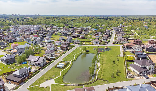 Новолуговая