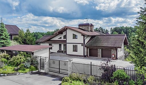 Дом у воды в КП Пестовская Гавань