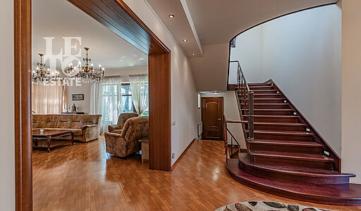 Дом у воды в КП Пестовская Гавань