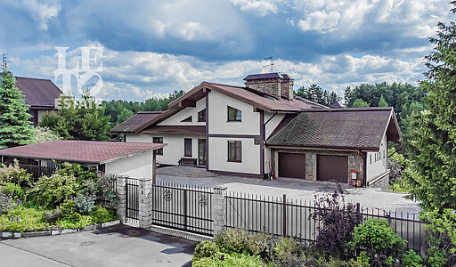 Дом у воды в КП Пестовская Гавань