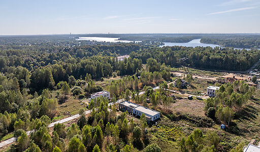 Живописный участок в КП Реки