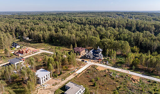 Живописный участок в КП Реки