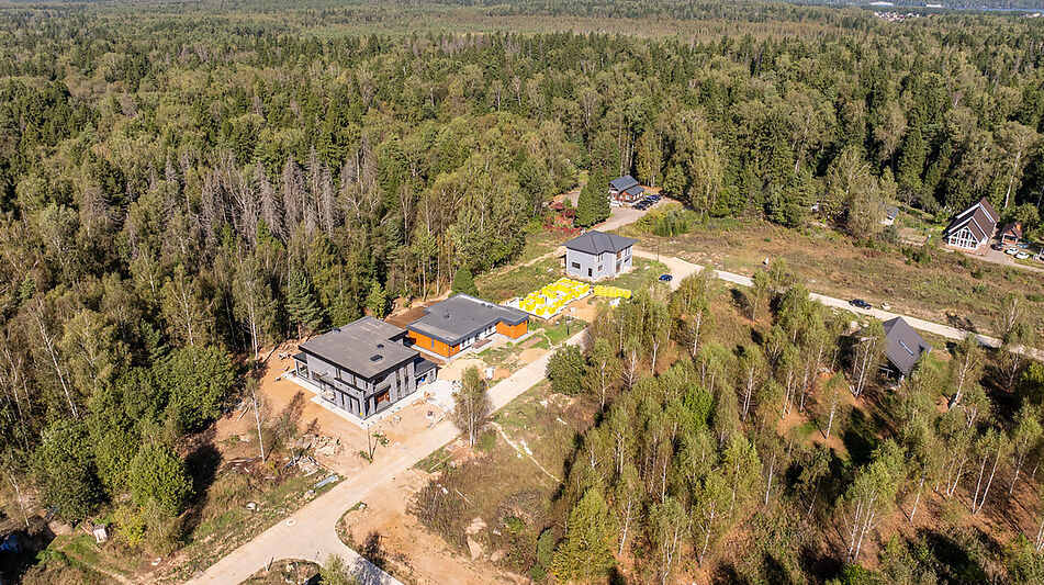 Живописный участок в КП Реки