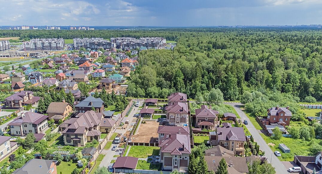 Военнослужащий