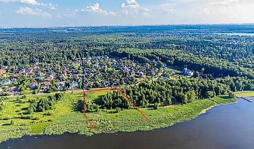 Участок в КП Пяловский