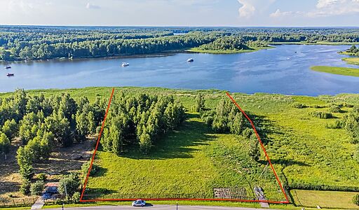 Участок в КП Пяловский