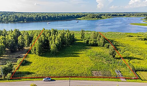 Участок в КП Пяловский