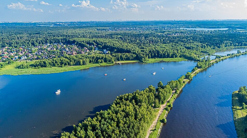 Участок в КП Пяловский