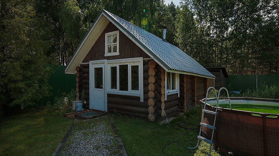 Дом на берегу Рыбинского водохранилища