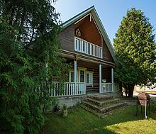 Дом на берегу Рыбинского водохранилища