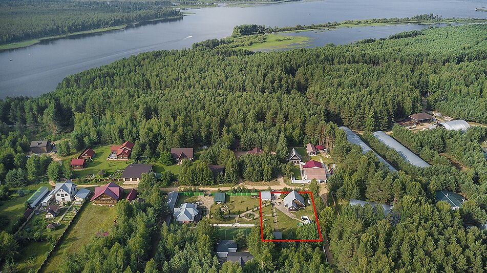 Дом на берегу Рыбинского водохранилища