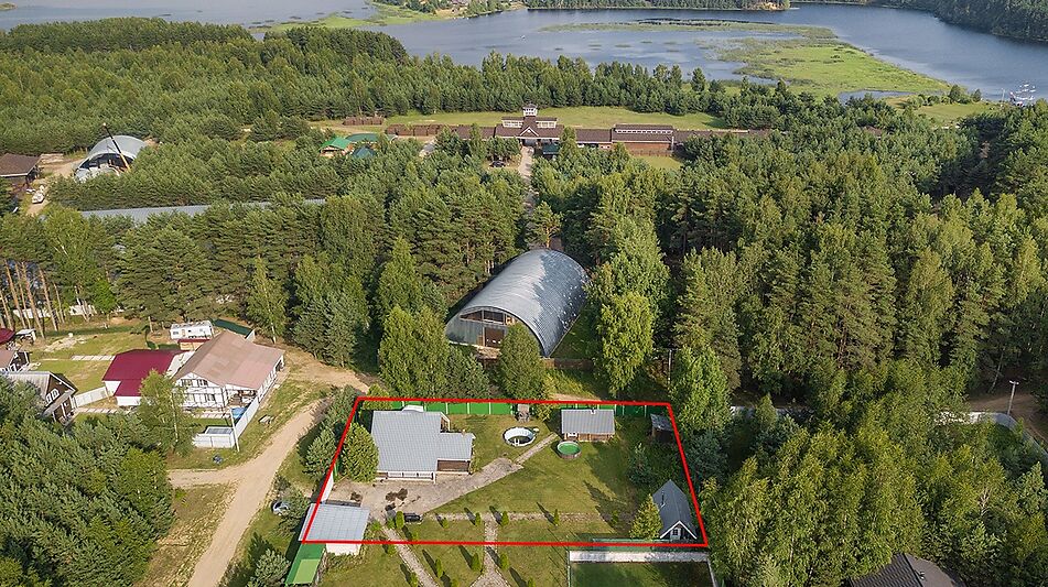 Дом на берегу Рыбинского водохранилища