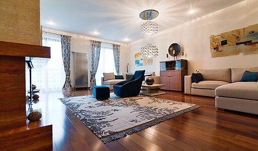 Великолепная квартира в центре Риги