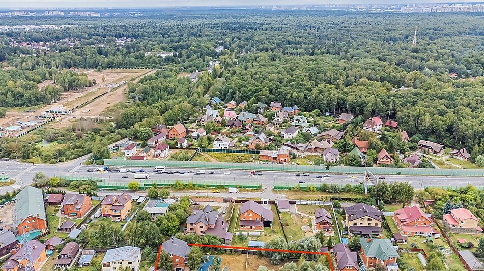 Дом в деревне Беляниново