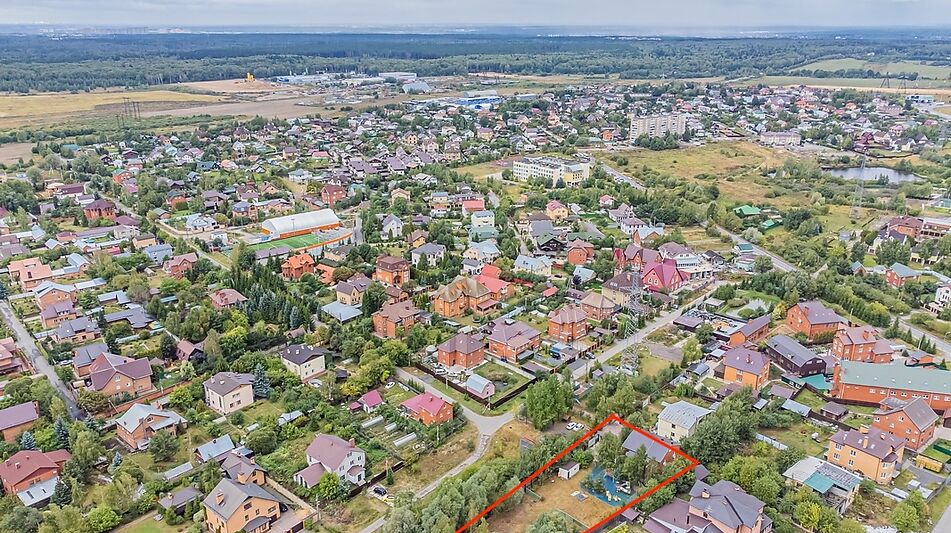 Дом в деревне Беляниново