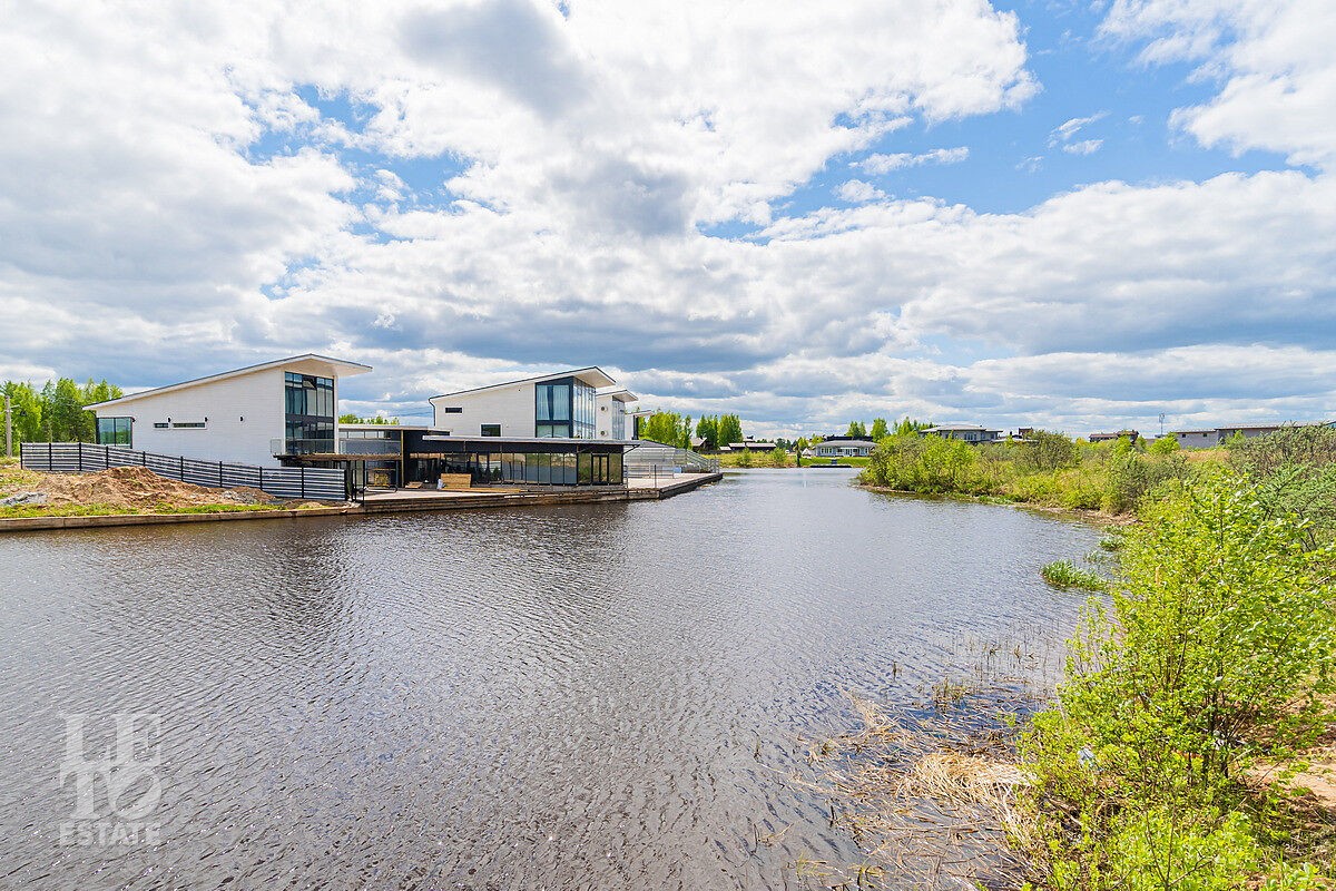 Поселок Конаково Ривер Клаб в км от МКАД, - продажа домов и участков