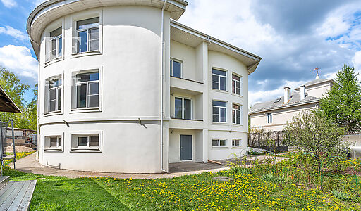 Дом в п Большая Черная