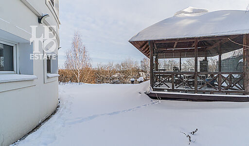 Дом в п Большая Черная