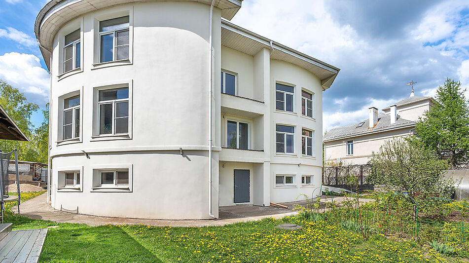 Дом в п Большая Черная