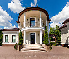 Особняк в КП Монтевиль