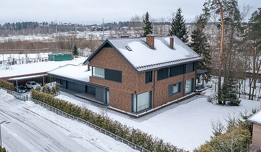 Готовый дом в клубе 2071