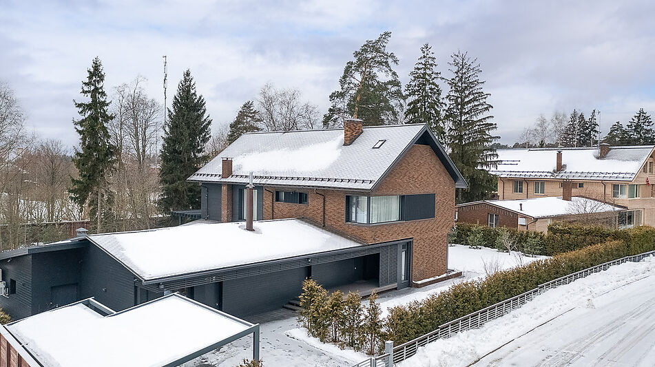 Готовый дом в клубе 2071