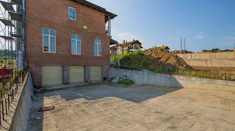 Шикарная усадьба в поселке Аврора