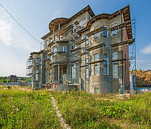 Шикарная усадьба в поселке Аврора