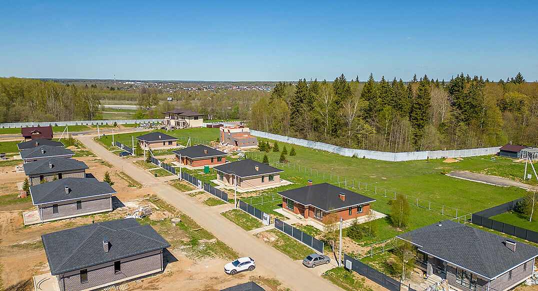 Рига Фемили