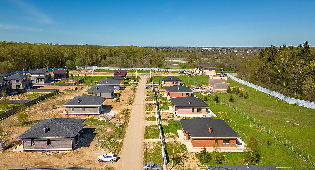 Рига Фемили