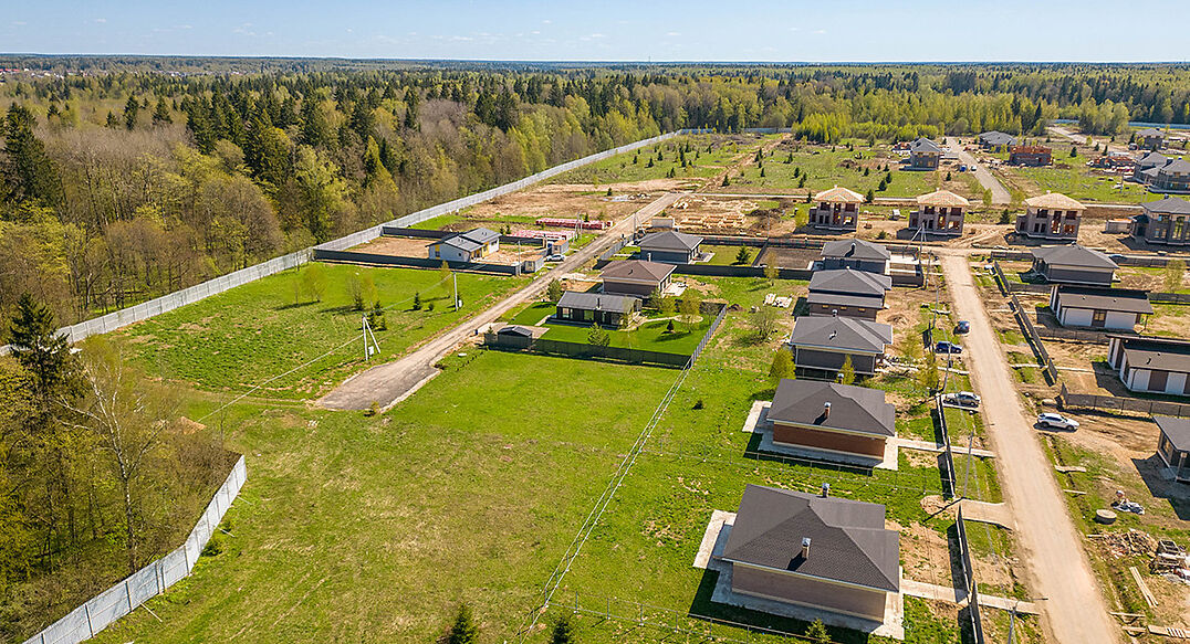 Рига Фемили