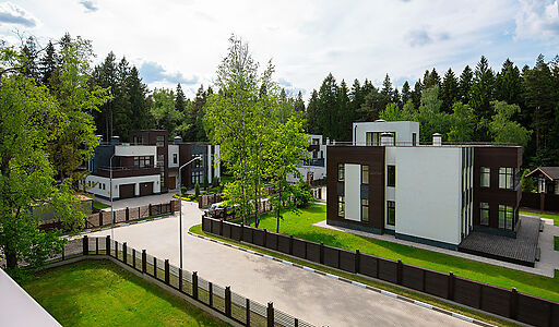 Форест Стоун