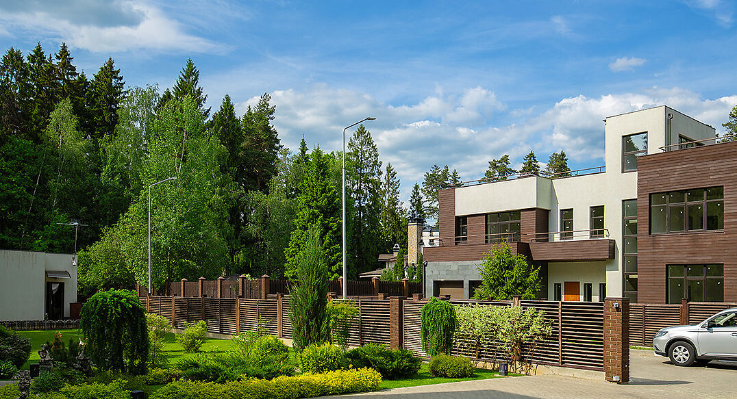 Форест Стоун