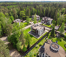 Форест Стоун