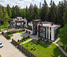 Форест Стоун