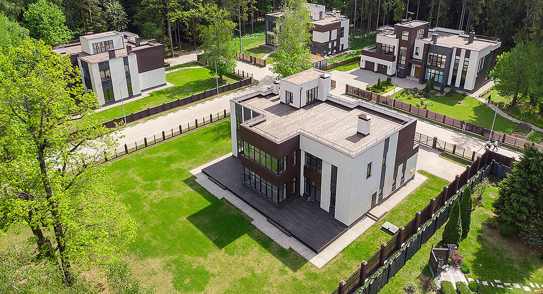 Форест Стоун