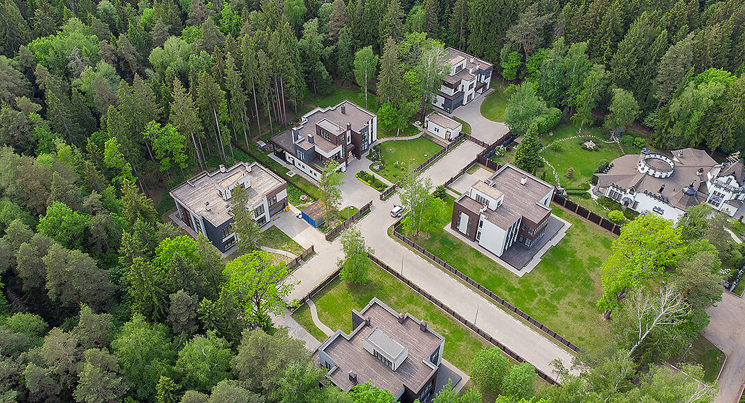 Форест Стоун