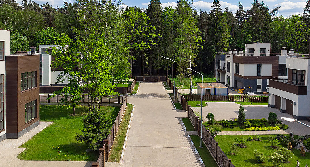 Форест Стоун